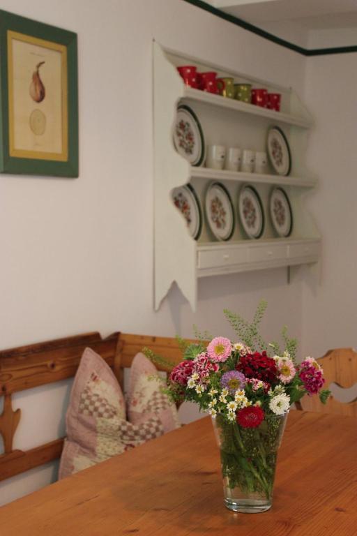 Schlossgaststatte Hohenberg Apartment Seeshaupt Room photo